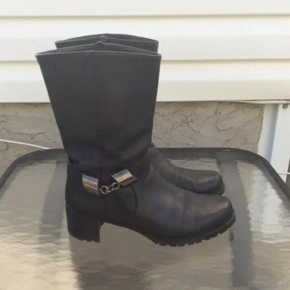 Stuart Weitzman Leather Boots, Size 7.5M - Picture 5 of 6